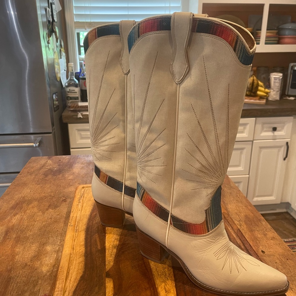 Nocona Cream and Multicolor Heeled Boots - Picture 1 of 4